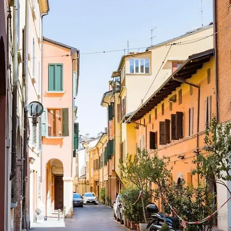 Kevin's Bed & Breakfast 3*